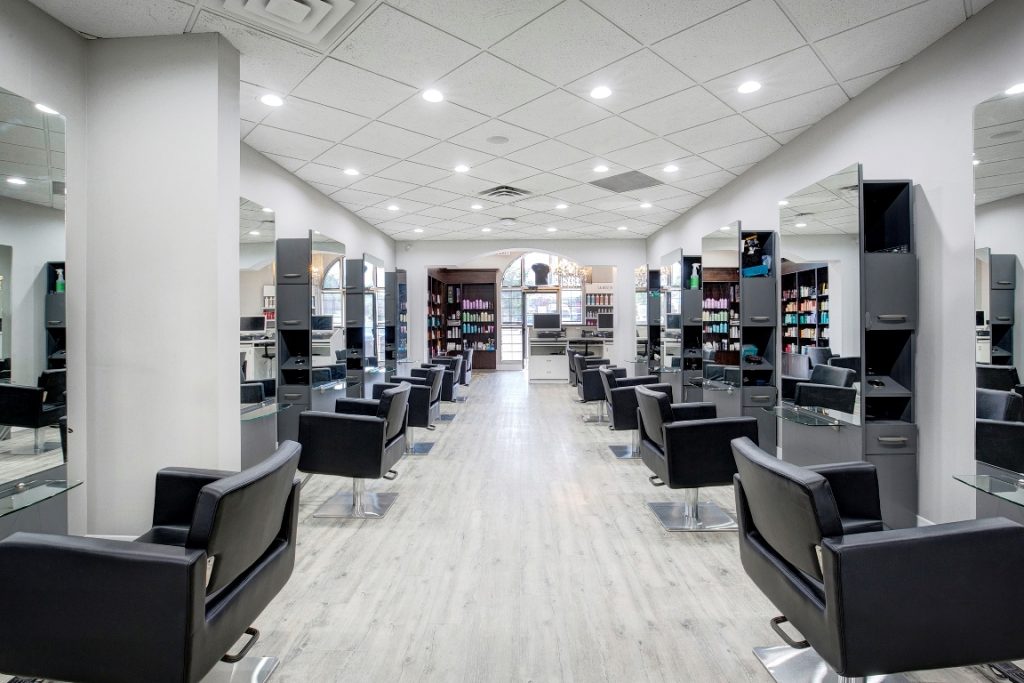 ACCENTRIC HAMPTONS Accentric Salons & Spa
